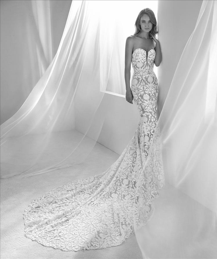 Runis - The Boutique - Wedding Dresses In North London